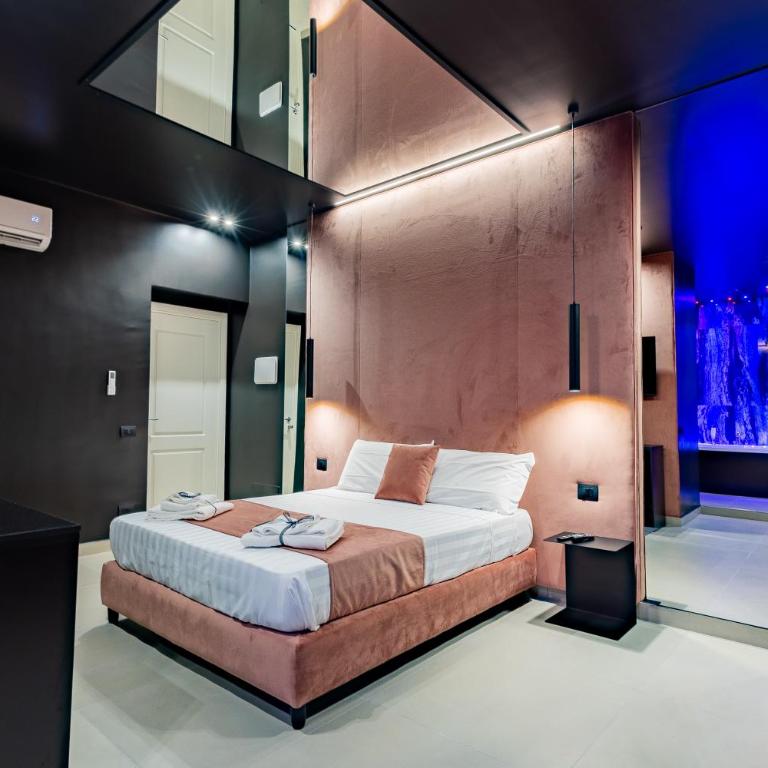 SUPREME Suite&Spa - Camera King con Vasca Idromassaggio - 3