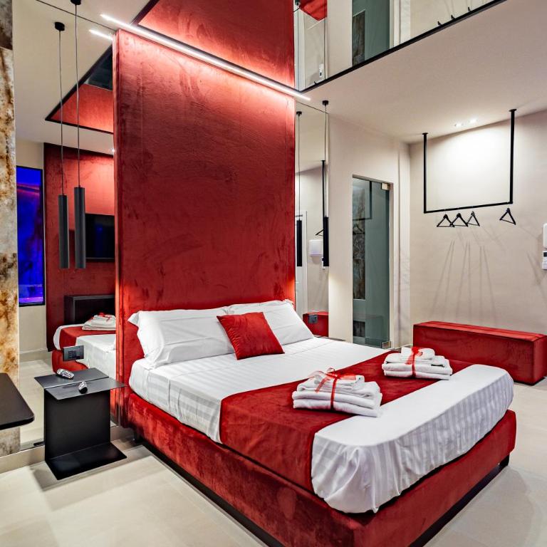 SUPREME Suite&Spa - Camera King con Vasca Idromassaggio - 11