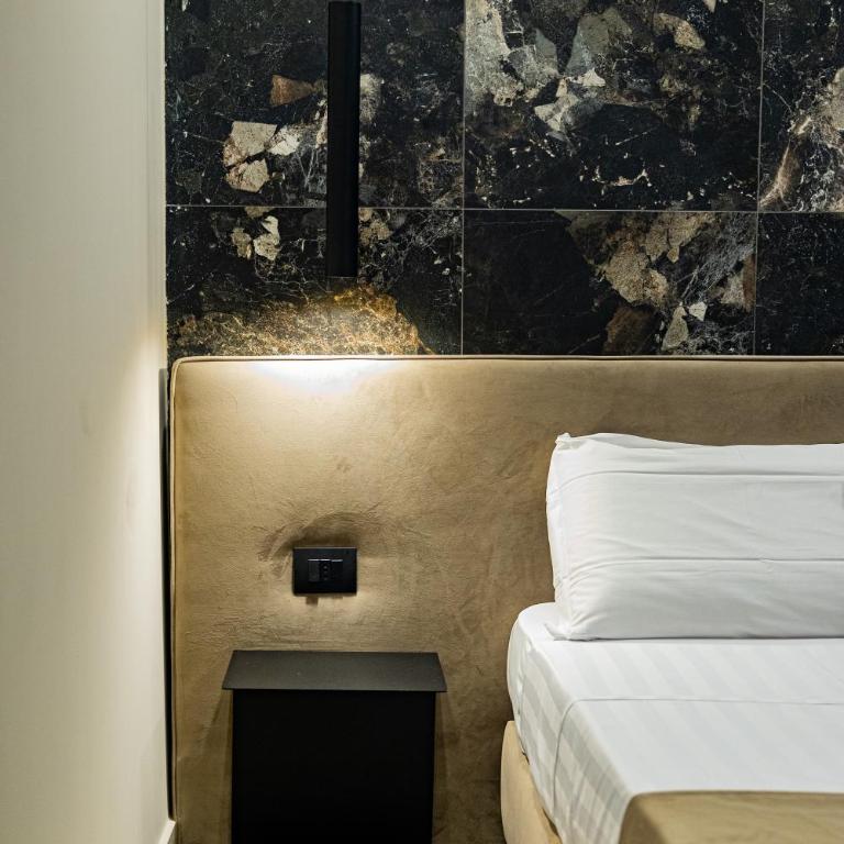SUPREME Suite&Spa - Camera King con Vasca Idromassaggio - 5