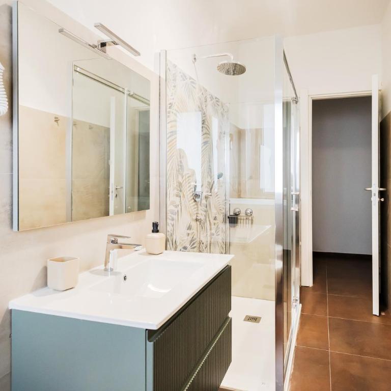 StepaHouse Roma zona San Paolo Elegante Bilocale a 2 minuti dalla Metro B - Appartamento Deluxe con 1 Camera da Letto e Vista Città - 92
