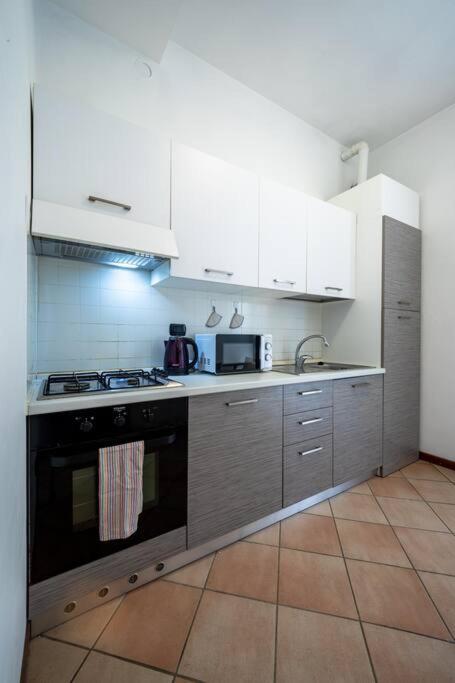 Cozy Two-Room Flat in Vicenza - Appartamento con 1 Camera da Letto - 27
