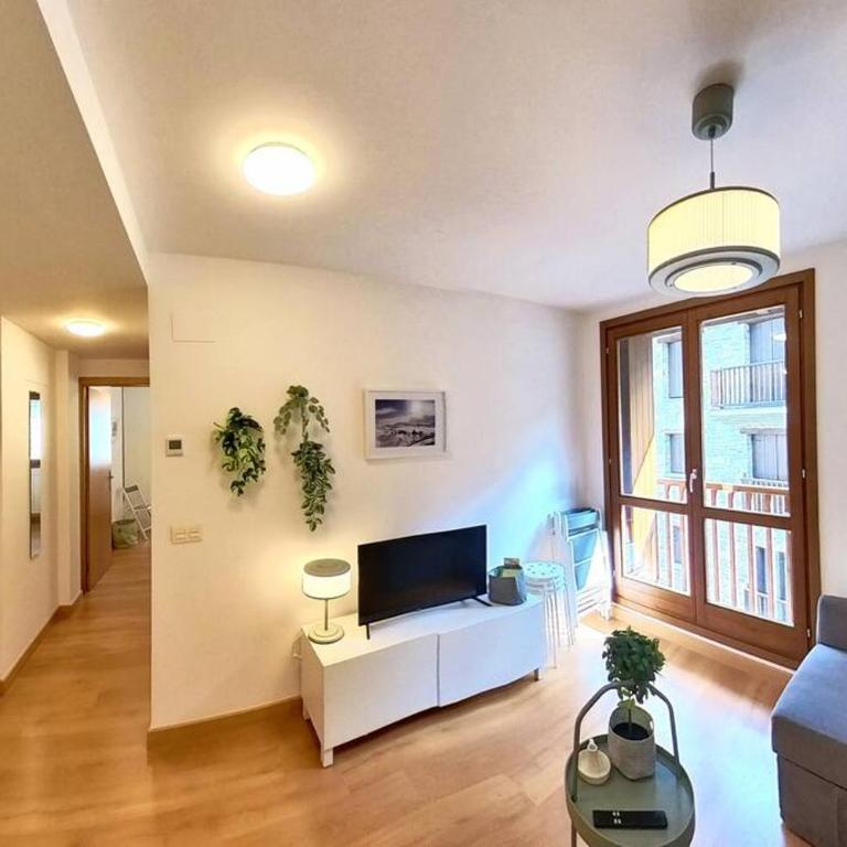 Pondiellos 42 - tucasaenlospirineos - Two-Bedroom Apartment - 13