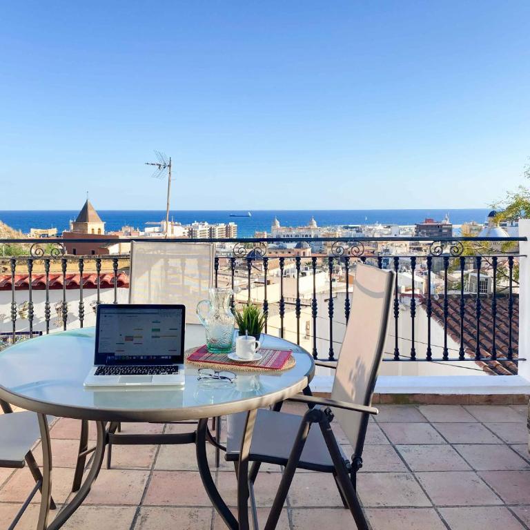Casa Moll. Tradición y bonitas vistas de Alicante - Two-Bedroom House - 20