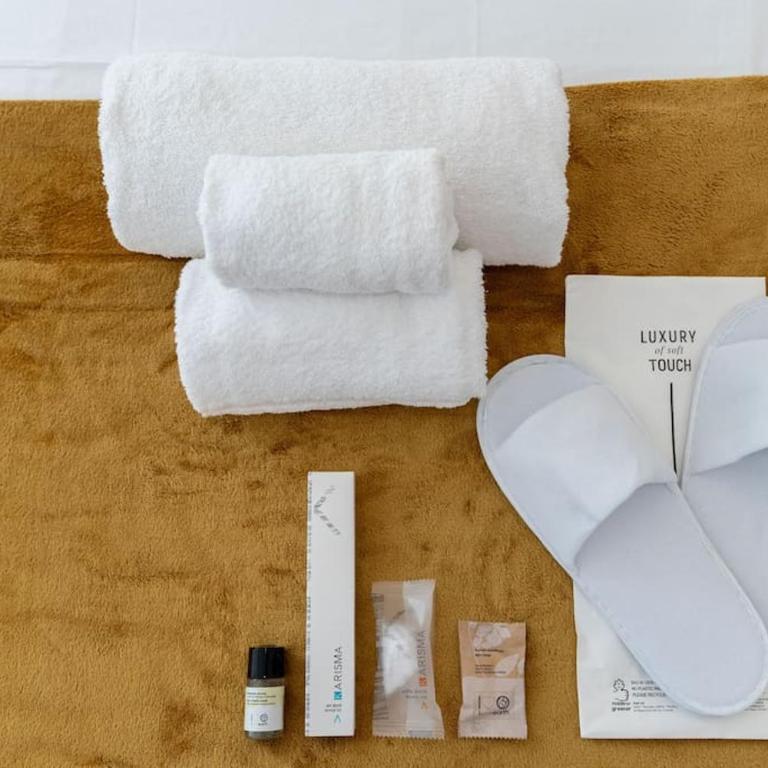 Metro A 1 min - Casa Elegante - 3 bagni En Suite - Appartamento con 3 Camere da Letto - 34