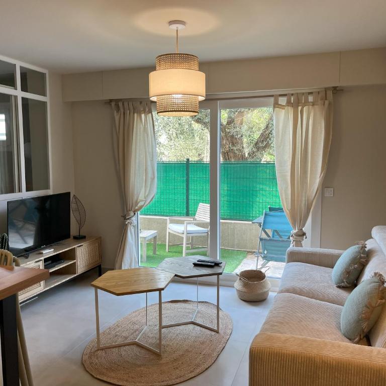 2 pièces Cosy Cagnes sur mer Hippodrome - Appartement 1 Chambre - 1