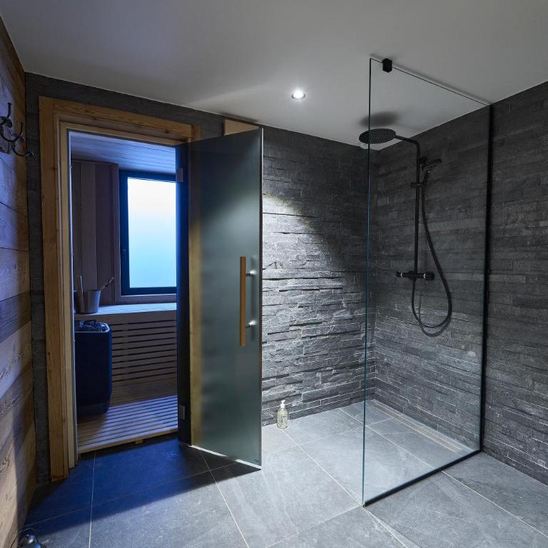 Chalet Choucas - Modern Luxury - Heart of Chamonix - Chalet - 32