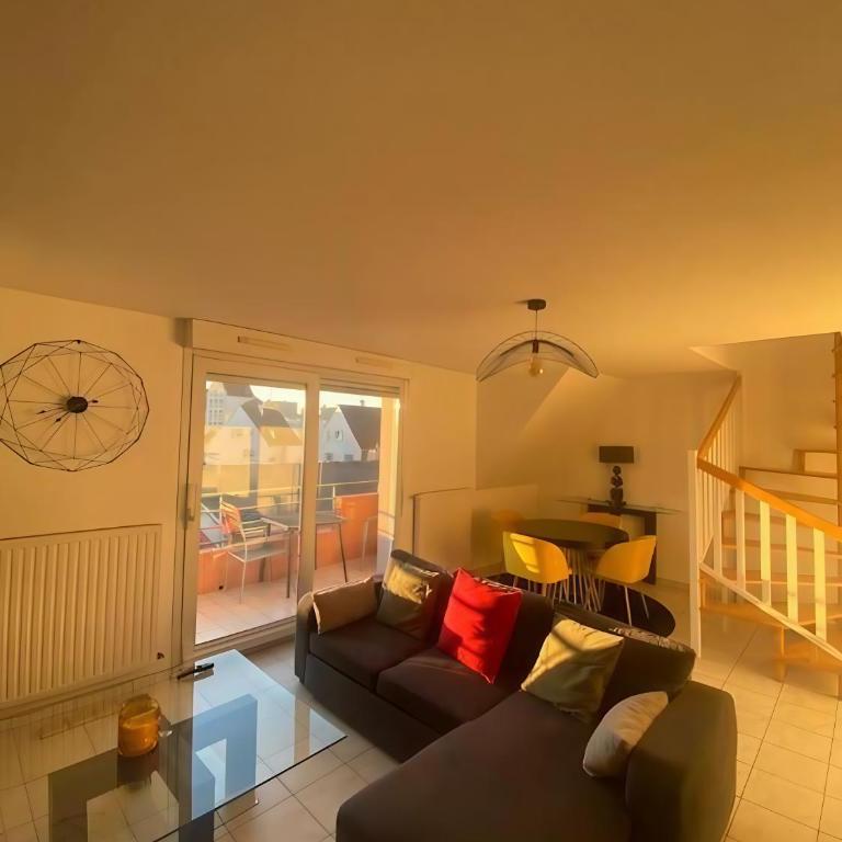 Superbe Duplex proche Centre ville Parking gratuit - Appartement 2 Chambres - 3