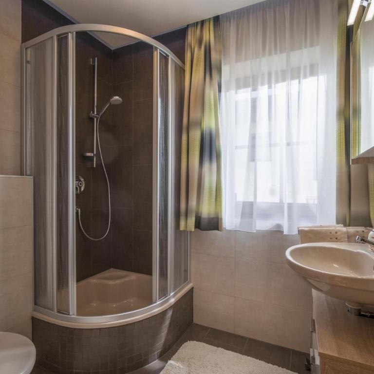 Haus Schmidbauer - Apartment mit 2 Schlafzimmern und Badezimmer - 7