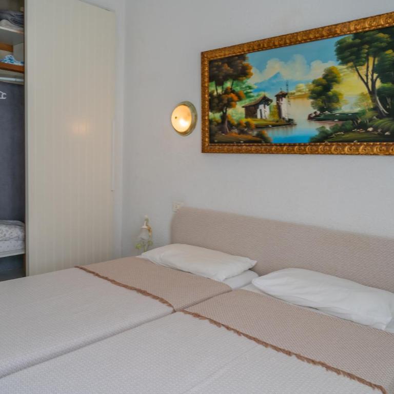 Apartments In Los Cristianos, Tenerife, Canary Islands - Apartamento - 14