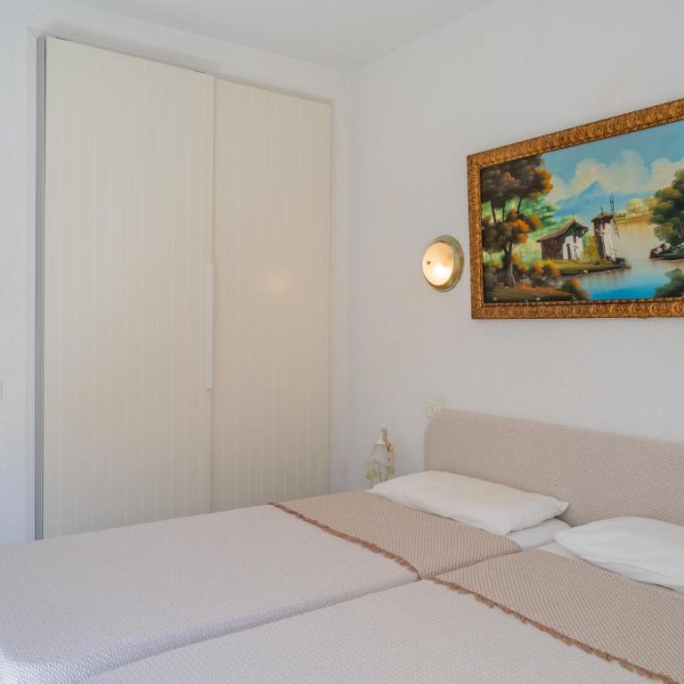 Apartments In Los Cristianos, Tenerife, Canary Islands - Apartamento - 15