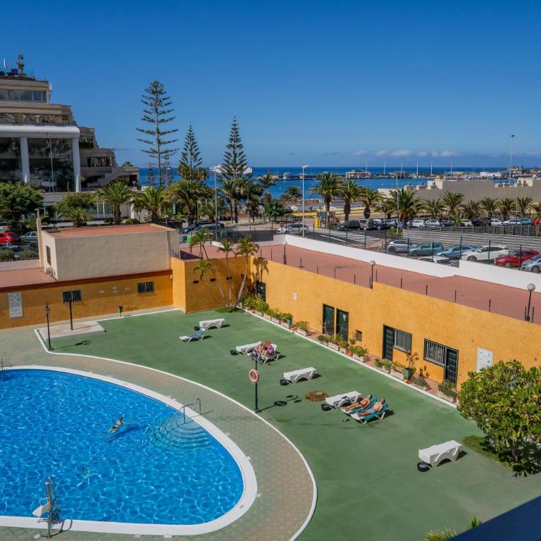 Apartments In Los Cristianos, Tenerife, Canary Islands - Apartamento - 2