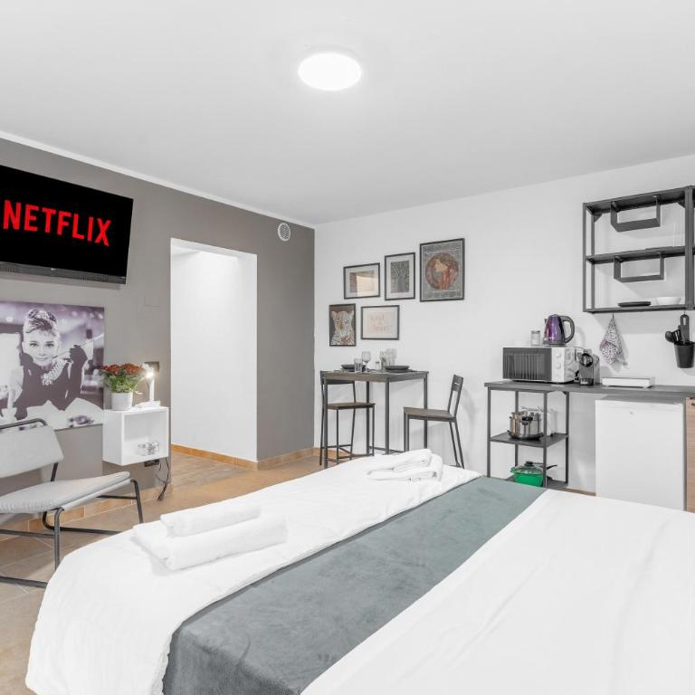 Garda House Apartaments - Free Pool and Parking - Monolocale Deluxe - 7