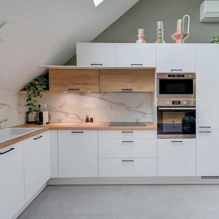 Josette - Château d'Amboise - Two-Bedroom Apartment with Terrace - 4
