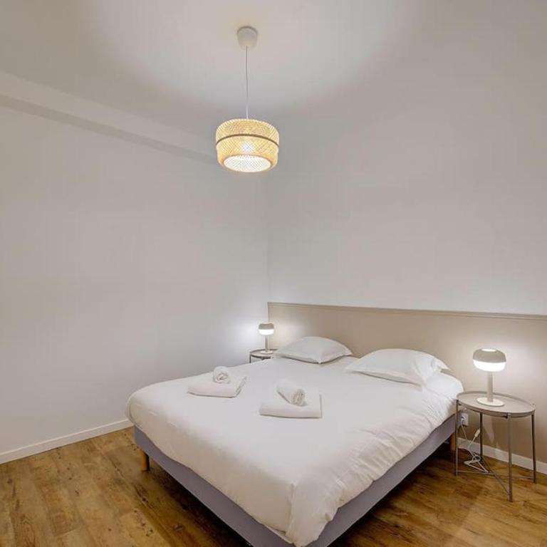 Josette - Château d'Amboise - Two-Bedroom Apartment with Terrace - 31