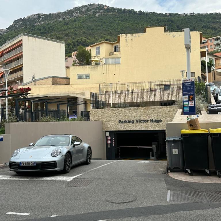 Studio 36mt2 a 5 min a pied boulevard de Belgique MC - Studio - 26