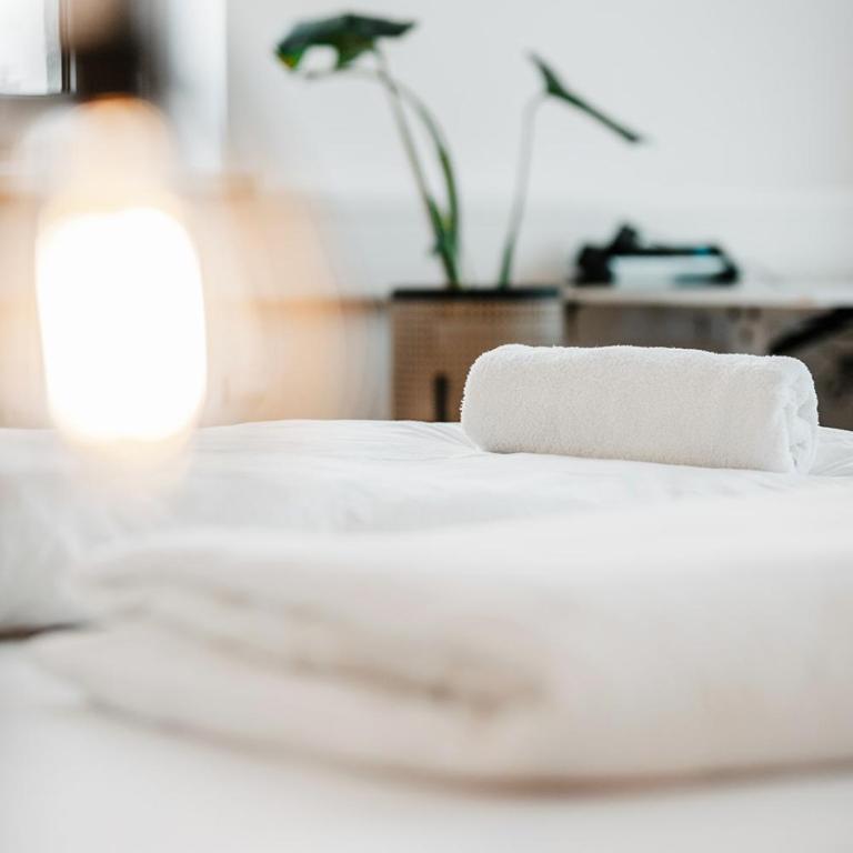 Shared-LiveWork Suites - Dreibettzimmer mit Gemeinschaftsbad - 3
