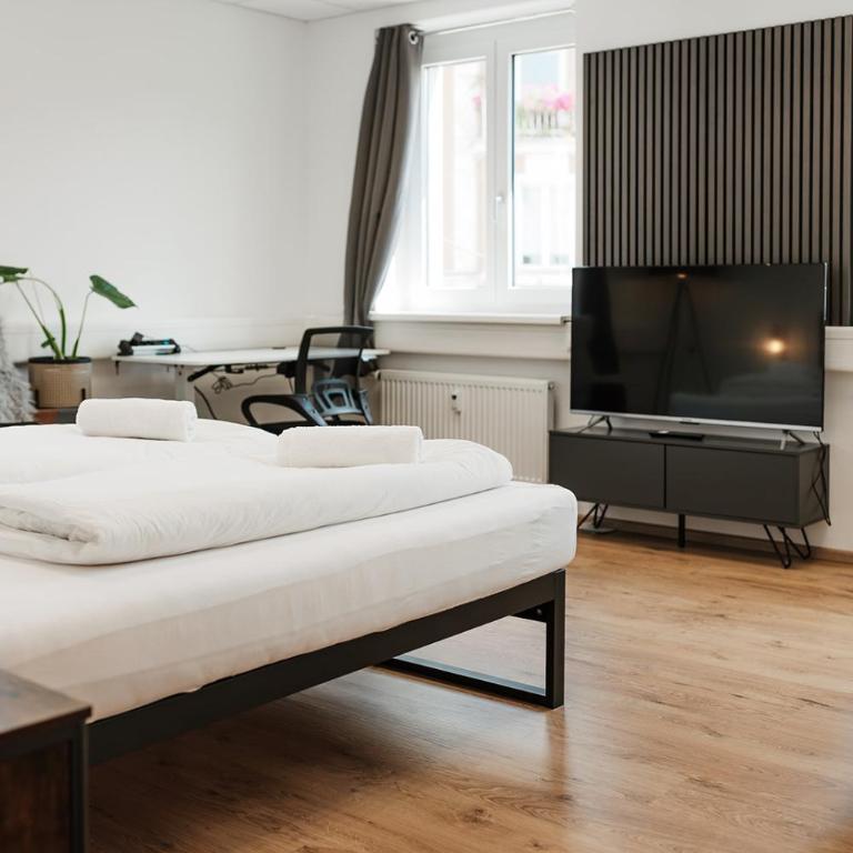 Shared-LiveWork Suites - Dreibettzimmer mit Gemeinschaftsbad - 6