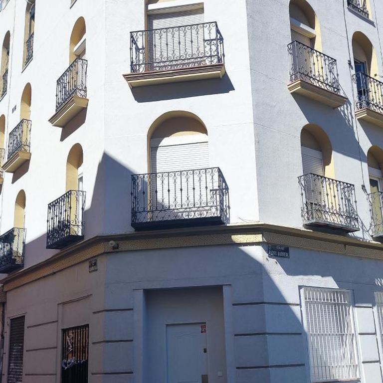 Apartamento entero Junto a Cuatro Caminos con licencia del Ayto de Madrid - Apartamento de 1 dormitorio - 58