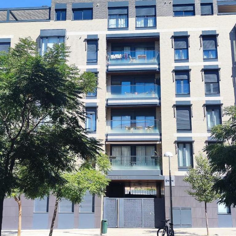 Apartamento entero Junto a Cuatro Caminos con licencia del Ayto de Madrid - Apartamento de 1 dormitorio - 50