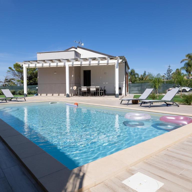 Villa Giada - Private pool - Three-Bedroom Villa - 45