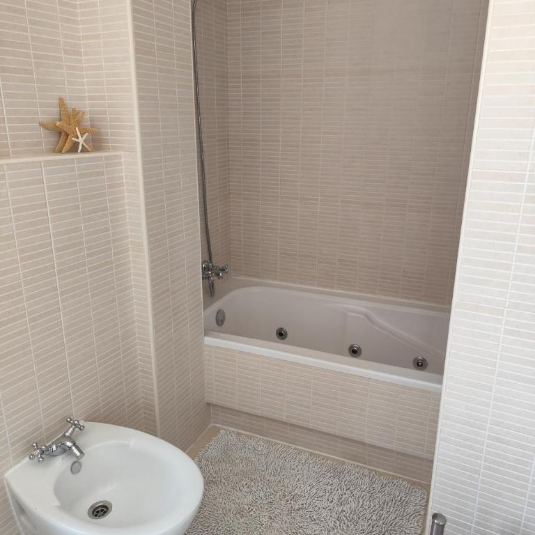 ÁTICO RILQUE, Apartamentos Independientes con Jacuzzi Privado y Terraza en Ronda - Apartamento Deluxe - 42