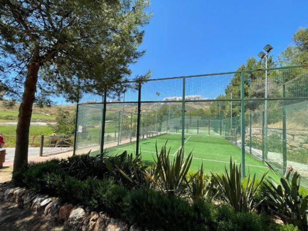 Modern Sea & Golf View 2-Bedroom Apartment with Pool and Terrace in Mijas - Apartamento de 2 dormitorios - 29