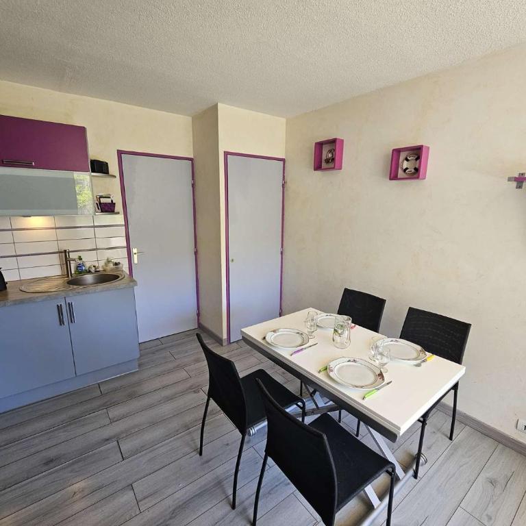 Charmant studio 4 couchages, tout à pied - Studio-Apartment - 5