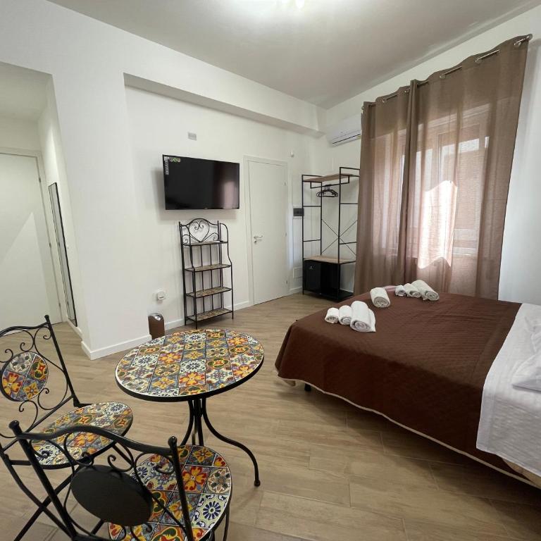 Bieddu Suites - Palermo City Center - Large Double Room - 7