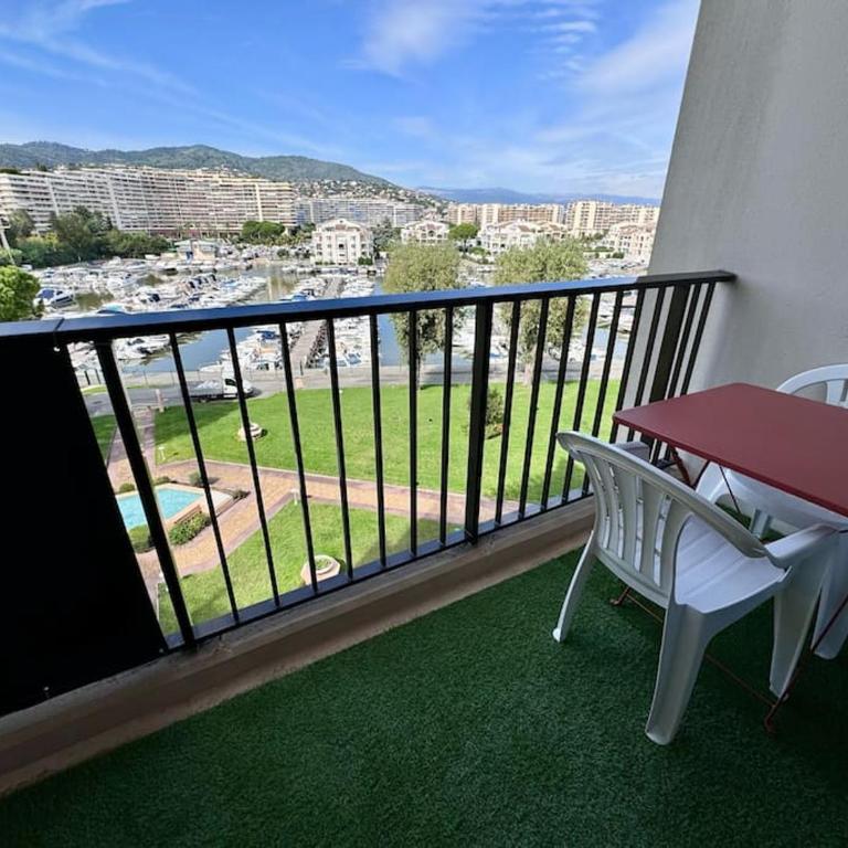 Studio 2pers piscine 10min plage - Apartamento de 1 dormitorio - 1