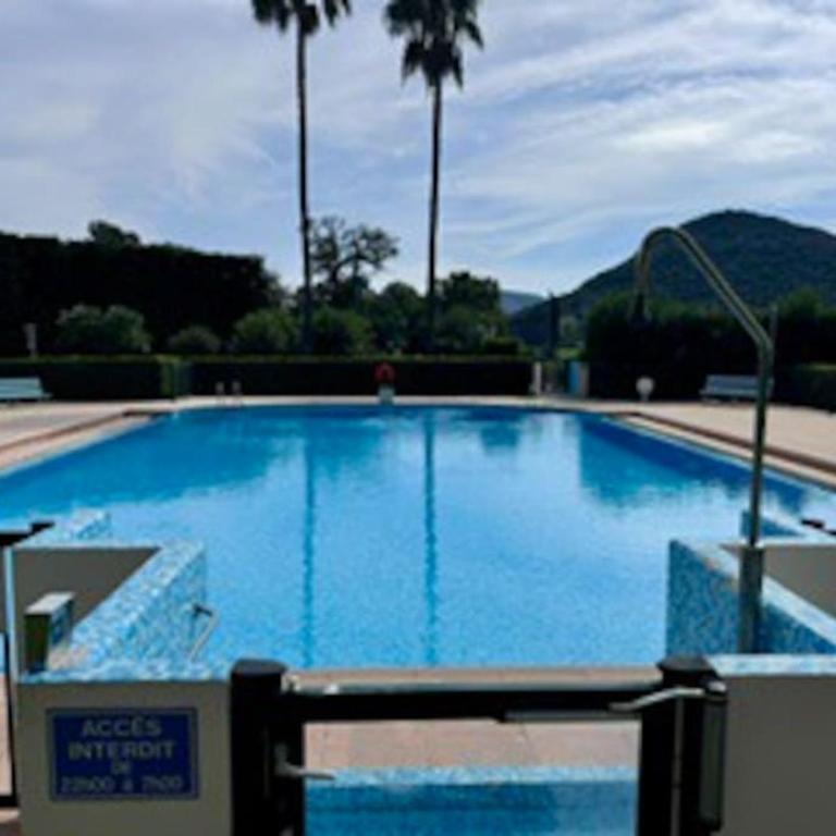 Studio 2pers piscine 10min plage - Apartamento de 1 dormitorio - 2