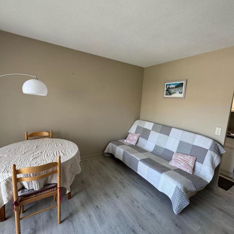 Studio 2pers piscine 10min plage - Apartamento de 1 dormitorio - 4
