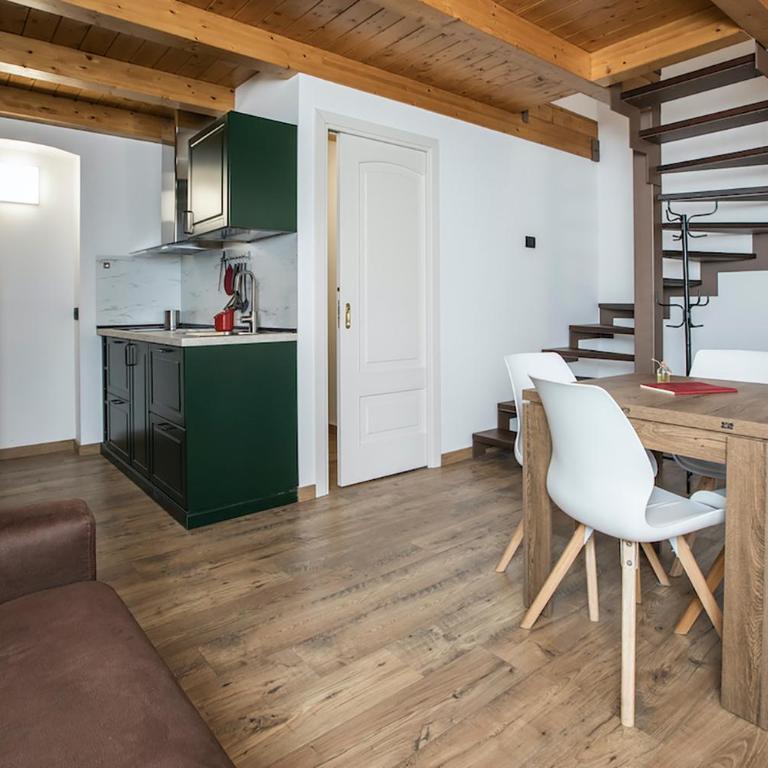 Inn Aosta - La Piazza - Appartamento su 2 Livelli - 8
