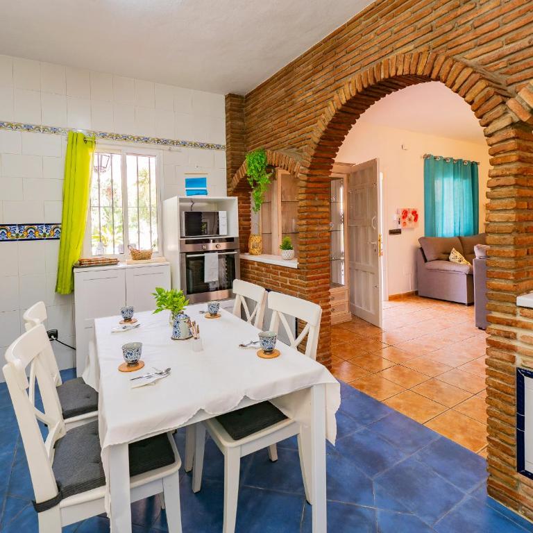 Cubo's Casa Vista Alegre - Vacation Home - 28