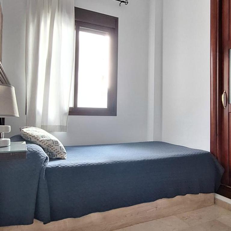 Loft céntrico en Ronda cercano al Tajo y Plaza de Toros con Wifi y Parking Opcional - Apartamento de 2 dormitorios - 25