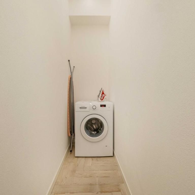 ApartmentsGarda - L'Isola Blu - Appartamento con 2 Camere da Letto - 40