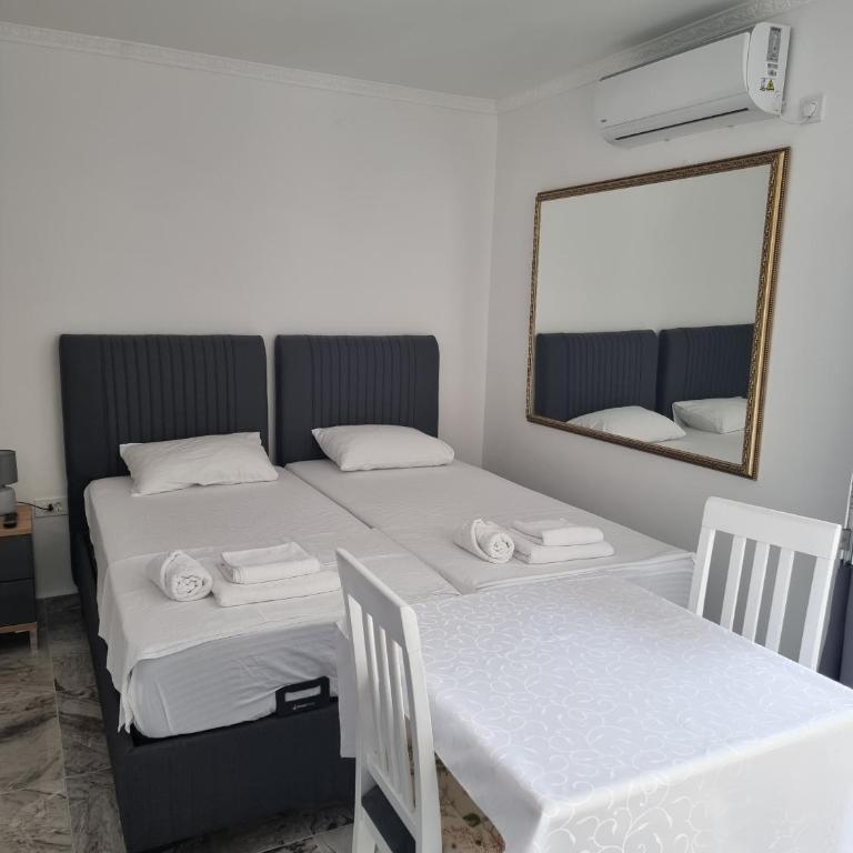 BAI Apartments 2 - One-Bedroom Apartment - 5