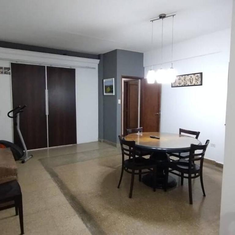Spacious bright apartment with garage in Cordoba - Apartamento de 2 dormitorios con balcón - 7