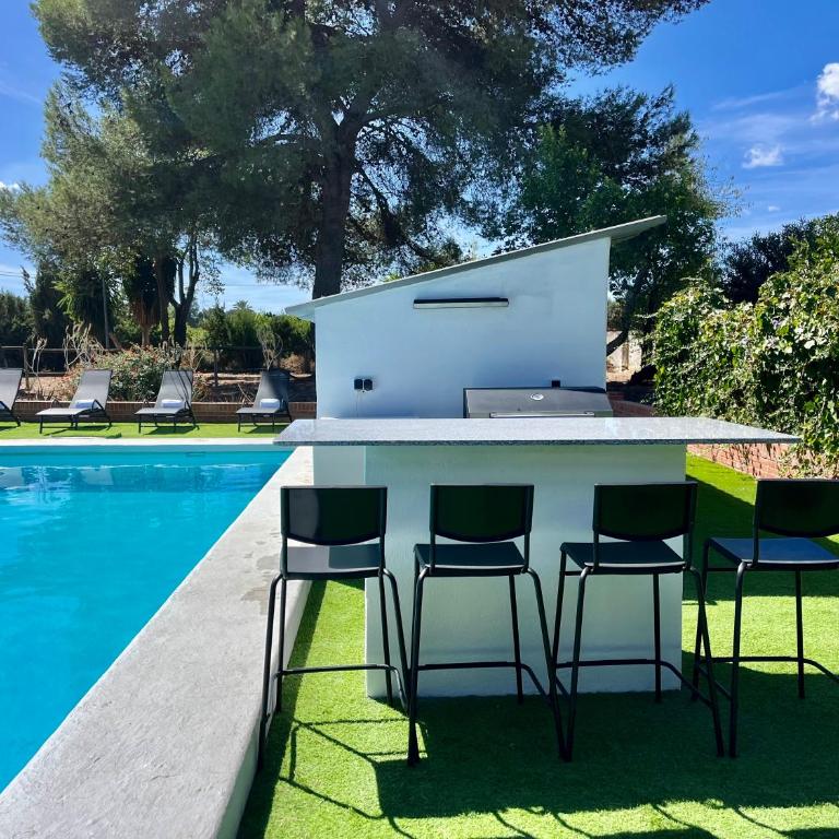 Villa San Patricio I Piscina Privada I Jacuzzi Spa I BBQ I PS5 I Aire Acon I 3000m2 I 5min-Centro - Villa con piscina privada - 2