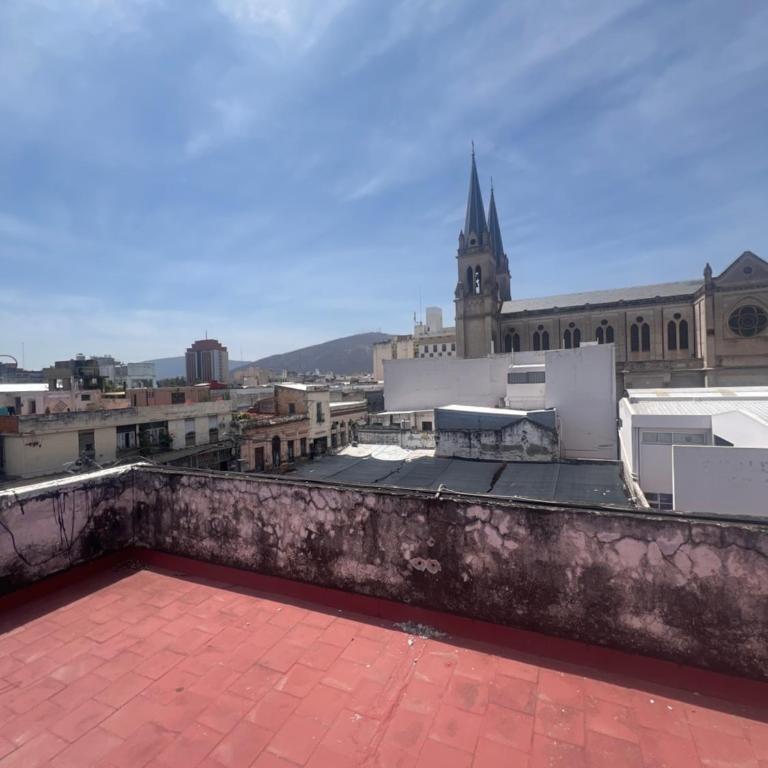 Departamento Centrico Pellegrini y Caseros - Apartamento de 2 dormitorios - 24
