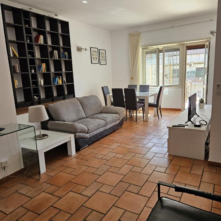 Like at Home Gianicolense - Two-Bedroom Apartment - 1
