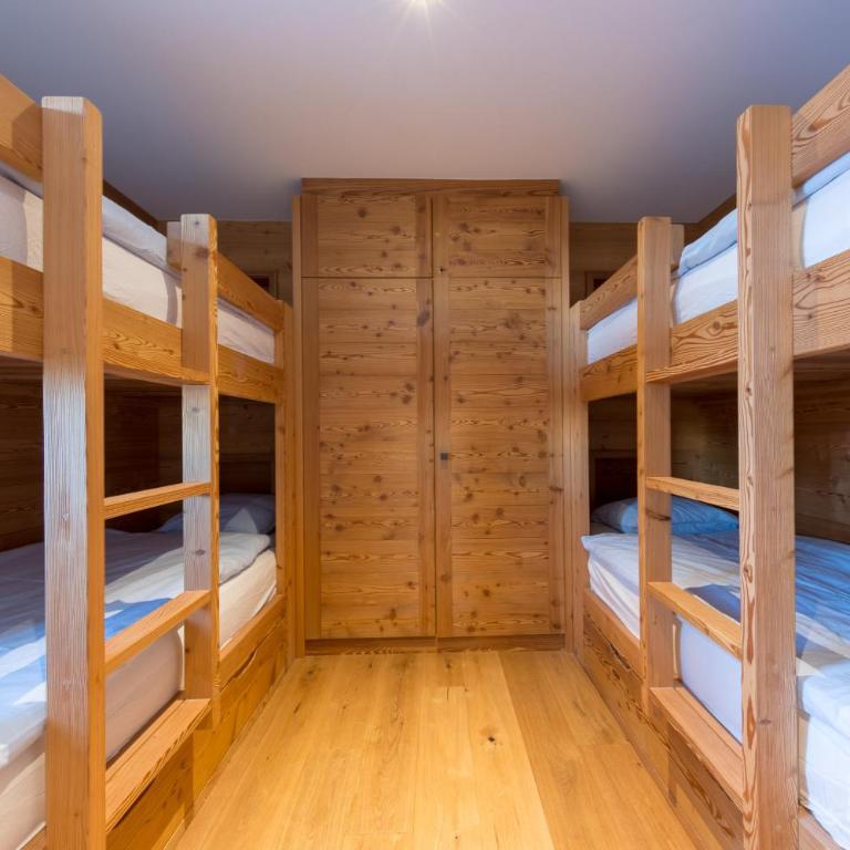 Oak Tree Chalet - on the ski slope - luxury! - Superior Chalet - 19