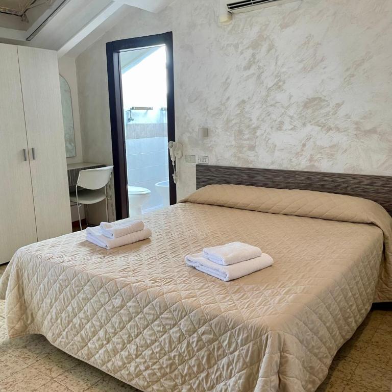 Hotel Adler - Camera Matrimoniale Economy - 1