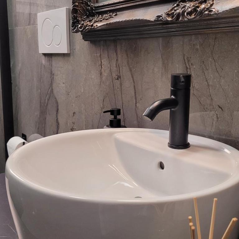 Lovely Escape in Venice - One-Bedroom Apartment - 16