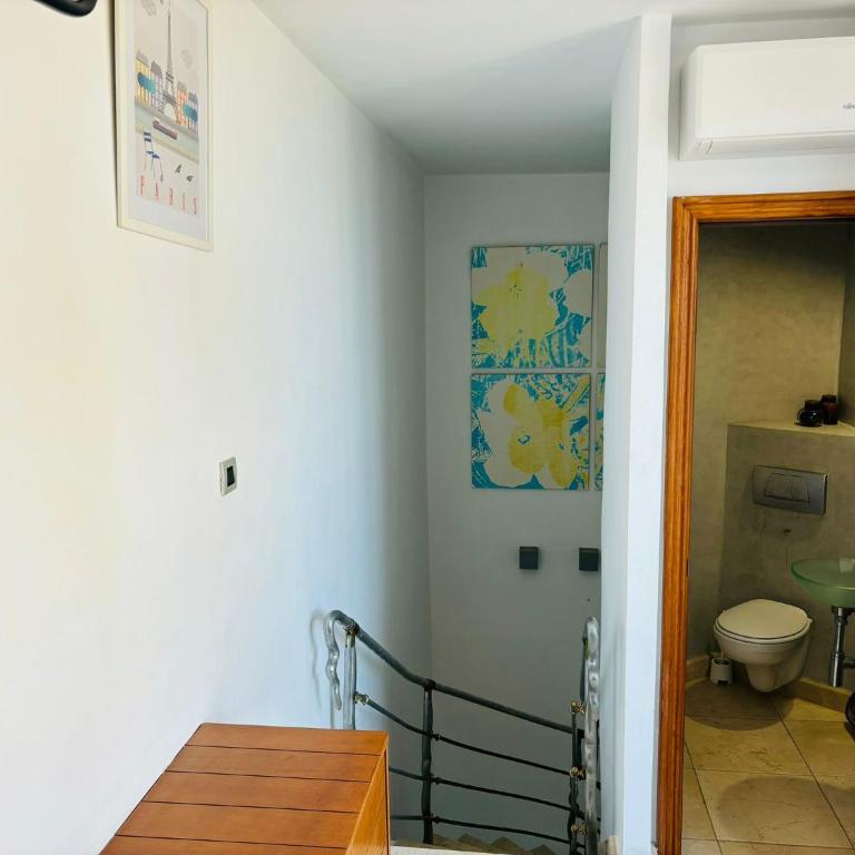 Ático dúplex, con piscina privada, jacuzzi y gimnasio - Casa de 4 dormitorios - 28