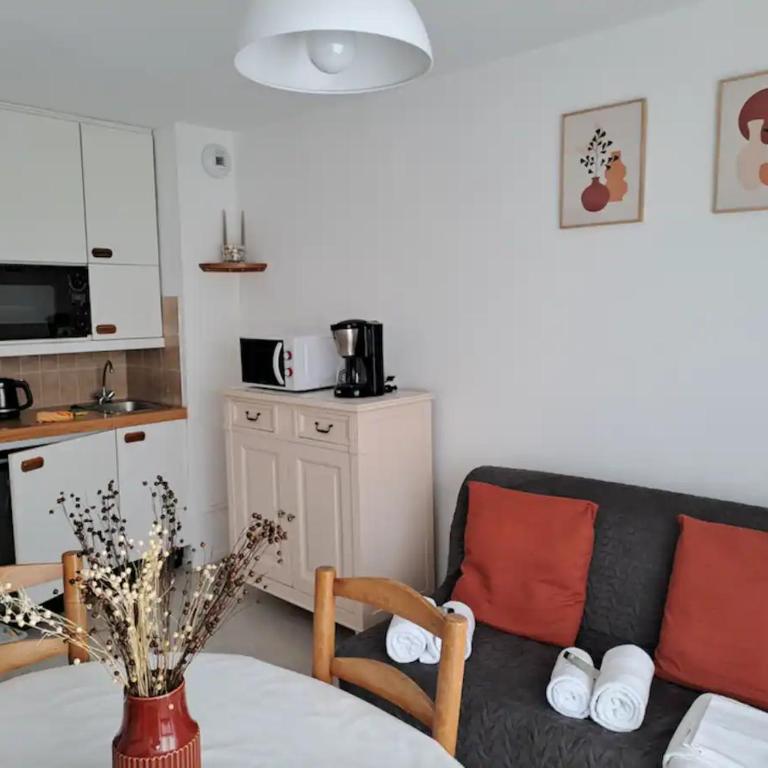 L'Evasion, F2 proche mer et commerce, parking & wifi - One-Bedroom Apartment - 3