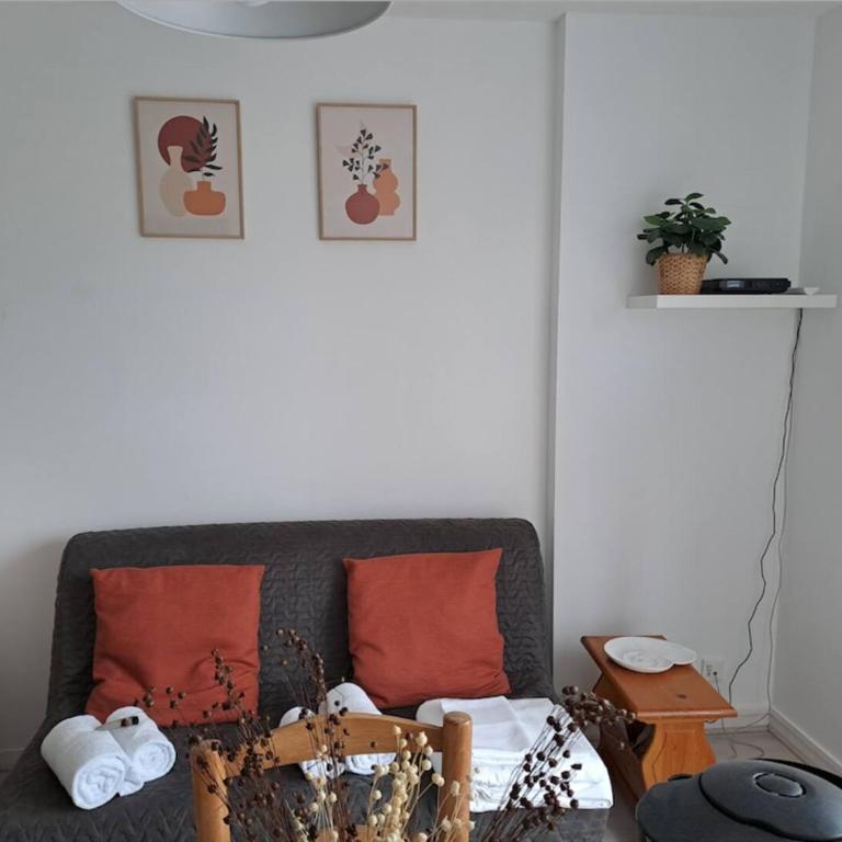 L'Evasion, F2 proche mer et commerce, parking & wifi - One-Bedroom Apartment - 8
