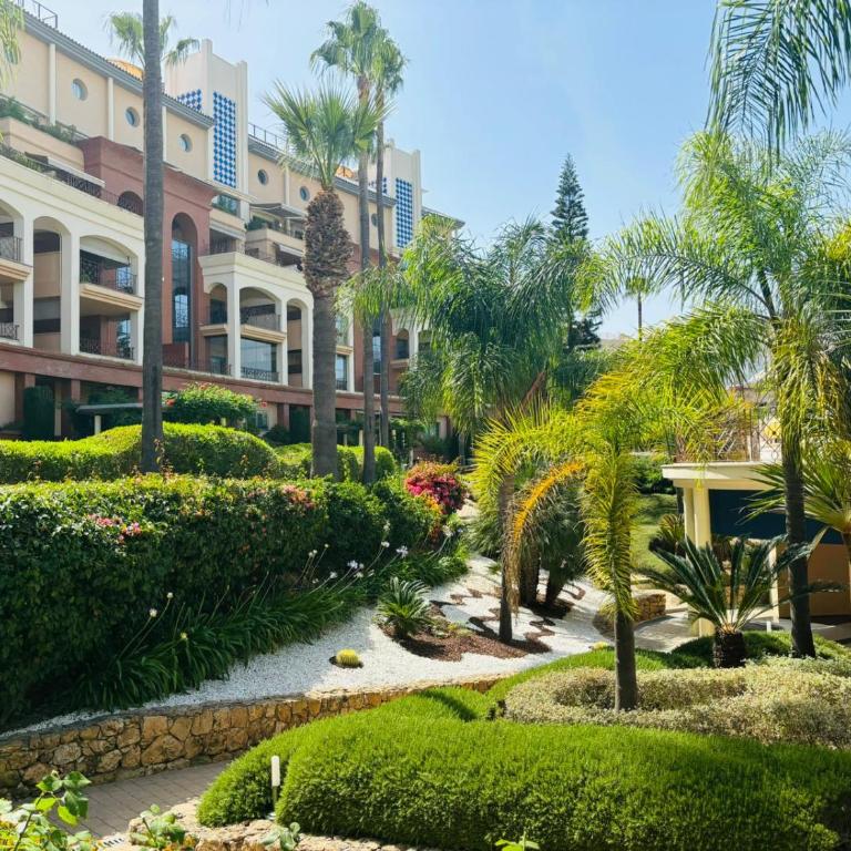 Ático dúplex, con piscina privada, jacuzzi y gimnasio - Casa de 4 dormitorios - 37
