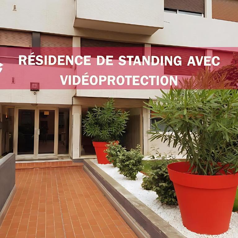 IDEAL Plein Centre - 65m2- Piscine et Garage - Superior Apartment - 12