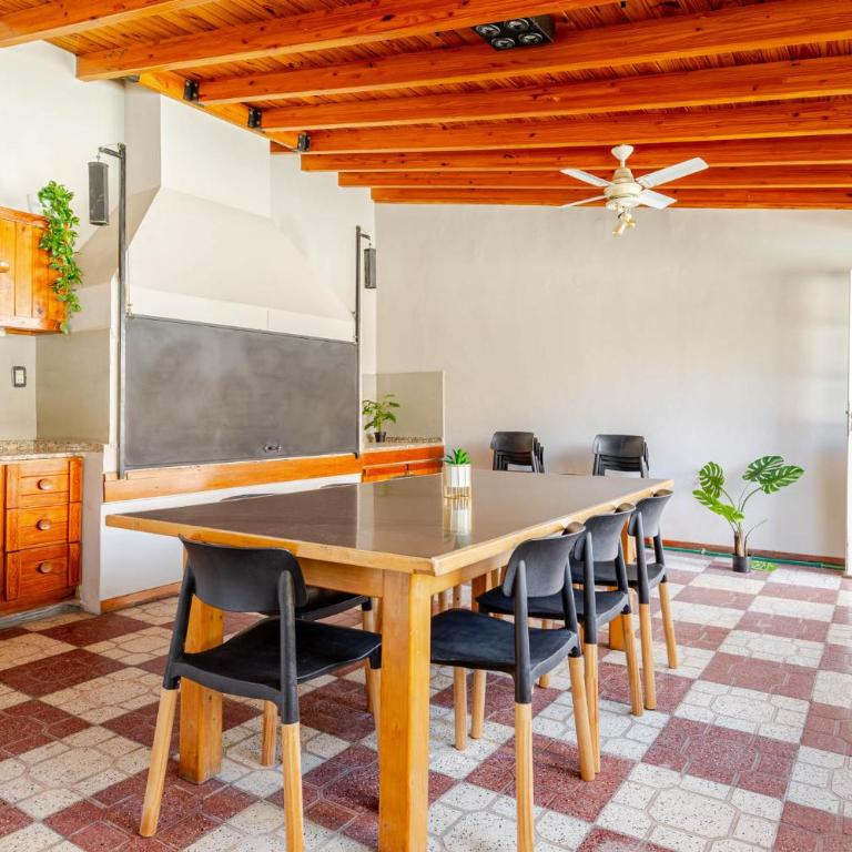 Fliphaus Wine Country - 9 Bd 22pax Pool Jacuzzi - Villa - 17