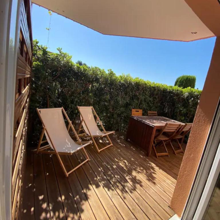 A 15 min de la plage, piscine, joli T2 Rénové - Appartement 1 Chambre - 1